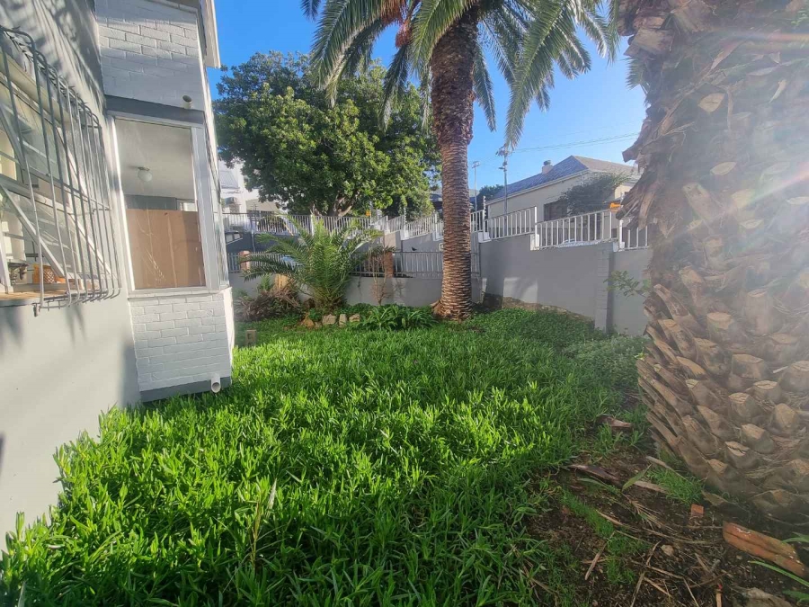 2 Bedroom Property for Sale in Tamboerskloof Western Cape